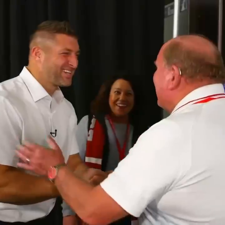 A surprise these fans will never forget 🥹 Tim Tebow | College Football Hall of Fame