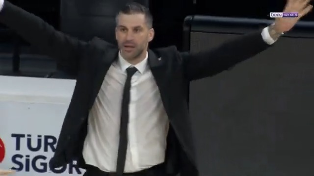 𝐃𝐮𝐬𝐚𝐧 𝐀𝐥𝐢𝐦𝐩𝐢𝐣𝐞𝐯𝐢𝐜 👊 Galibiyet üçlüsü ve 15.000 kişilik Büyük Beşiktaş Orkestrası. 😉