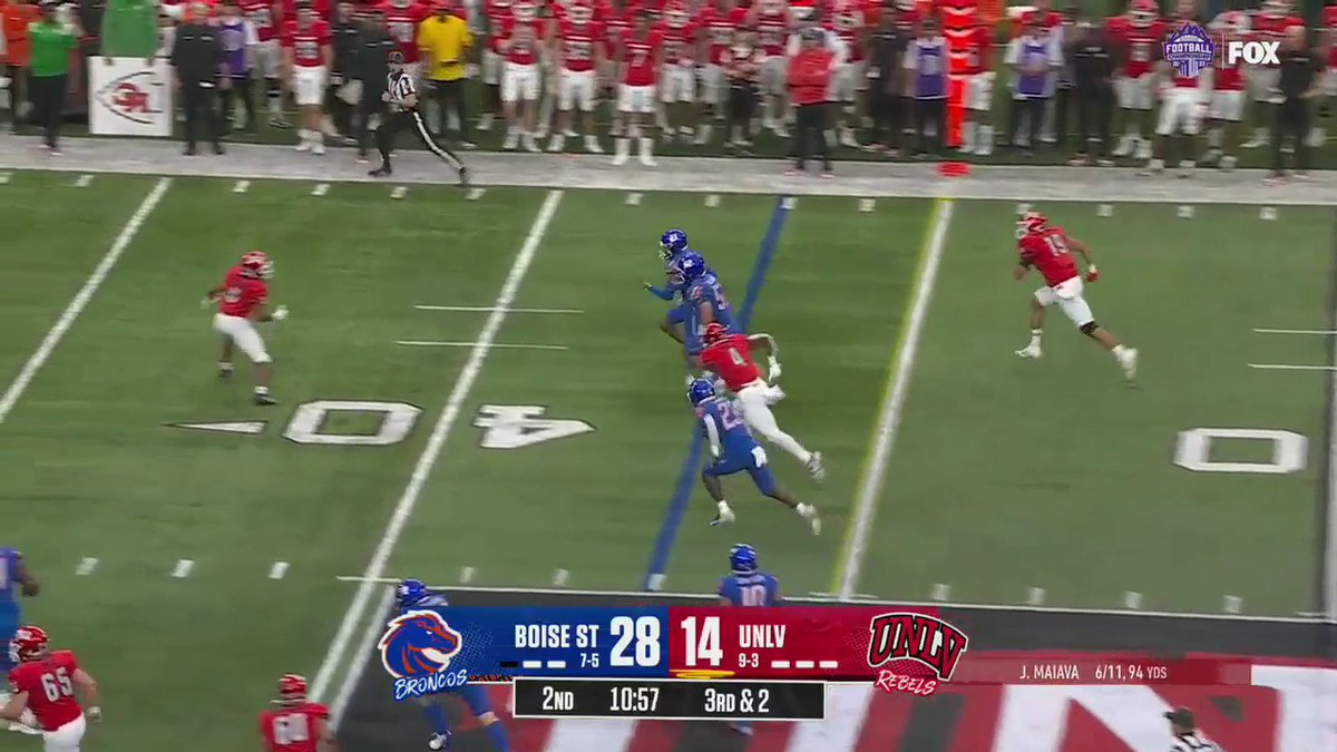 PICKED 🔒 Boise State Football picks off the ball once again 😤
