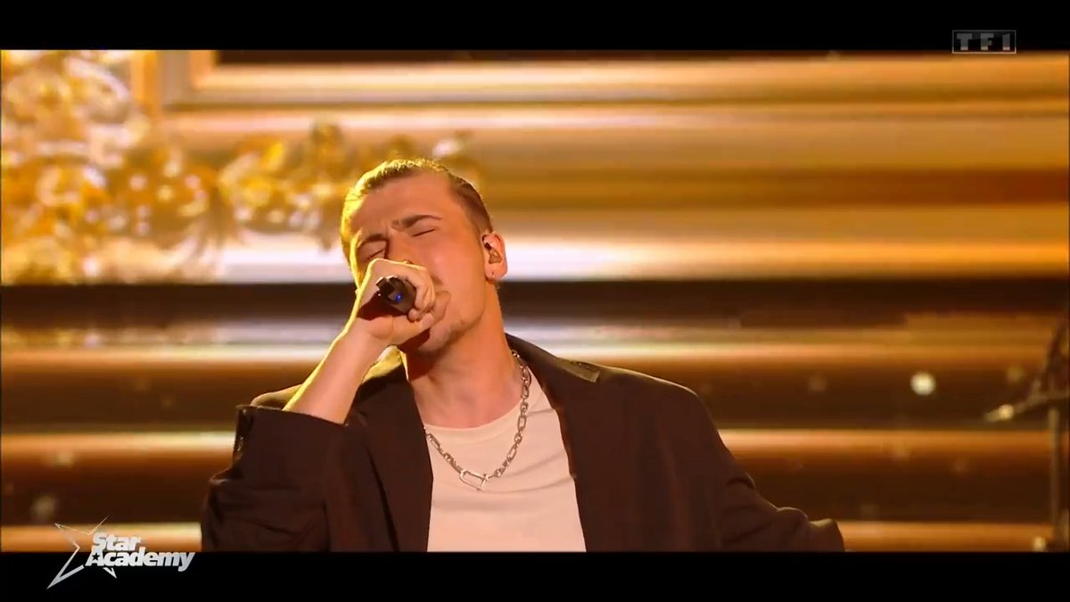 Je pense qu’on peut arrêter la saison là-dessus et donner à Pierre le trophée dès maintenant. #StarAcademy