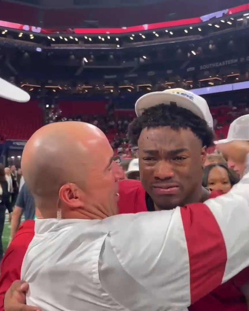 This moment meant everything to Jalen Milroe ❤️ Alabama Football