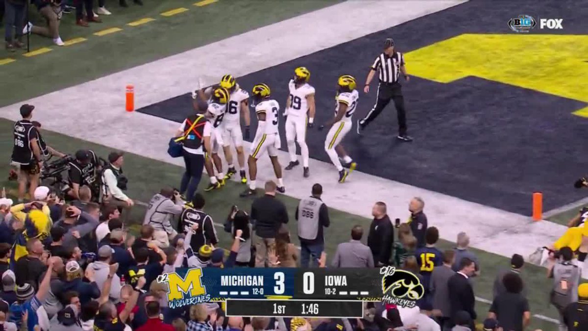 Keep your eyes on #4 for Iowa here. He’s the first one that missed a tackle and falls down at the 5.