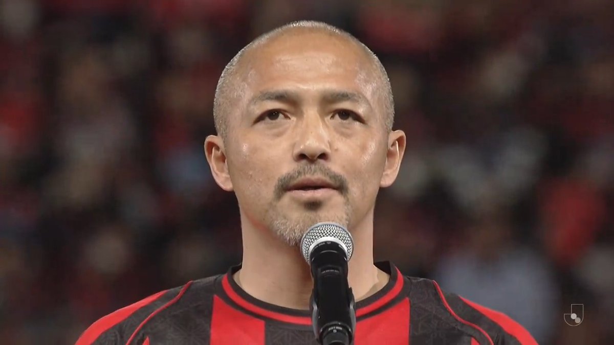 『プロサッカー選手生活は終わりますが、僕自身はこれからも変わらずサッカーを愛し、楽しんでサッカーを続けていく』 26年間の現役生活を終えた #小野伸二 選手の引退スピーチをフルでお届け🎥 北海道コンサドーレ札幌公式