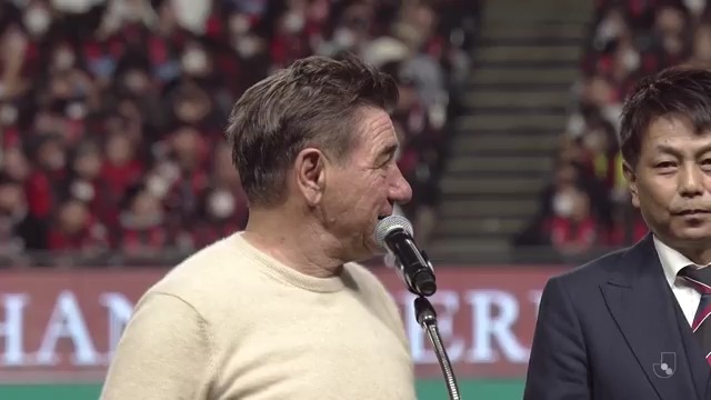 ♦️ ミシャ監督が古巣浦和サポへ愛の"説教" 🗣 「今私にブーイングされた方は"典型的な"浦和サポーター」 「浦和のサポーターさんは、恐らく結果さえあればそれでいい」 「浦和さんは勝って今日3ポイントを取ったので、満足して帰ってもらっていいですか」 🎥:Jリーグ(日本プロサッカーリーグ)