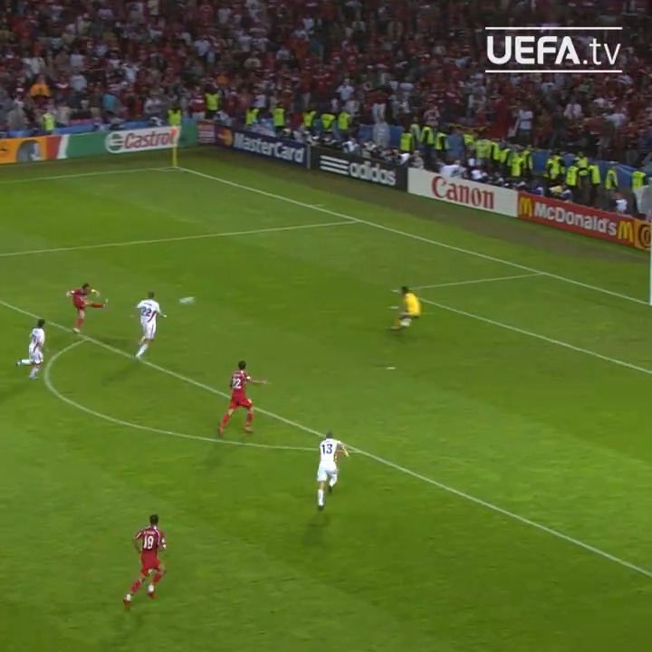 A dramatic comeback for Türkiye vs Czechia at EURO 2008! 🇹🇷 #EURO2024