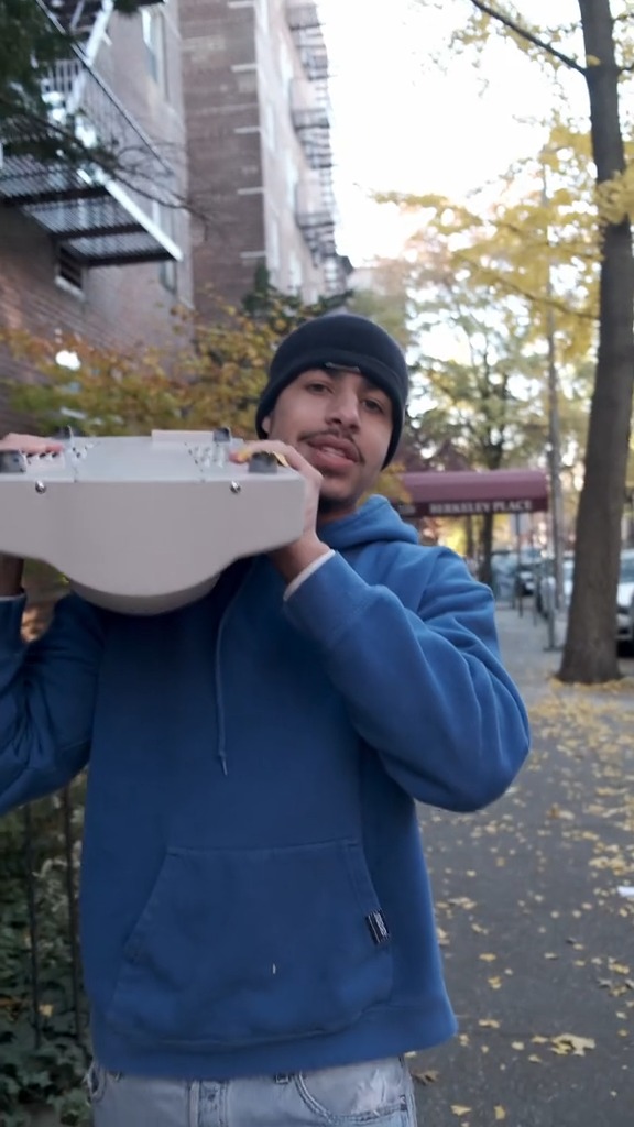 He's just like us for real // 🎥: @marcusscribner
