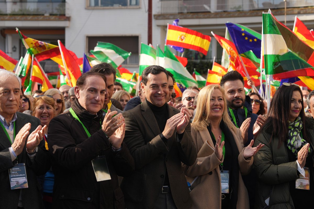 Sánchez nos lleva a un agravio territorial y a la quiebra de principios básicos de un Estado de Derecho. Decimos NO a una España a dos velocidades y SÍ a un país de iguales. Siempre estaré defendiendo los intereses de los andaluces. #YoDefiendoANDALUCÍA