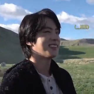 happy birthday jinnie, our moon 🌙