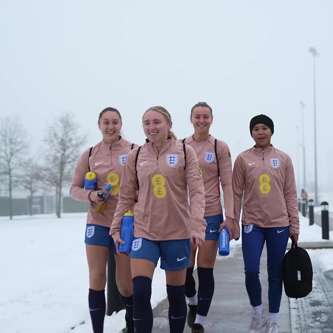 Putting in the work! 💪 Watch our U23s prepare for their match against Spain at a very snowy St. George's Park. ☃️