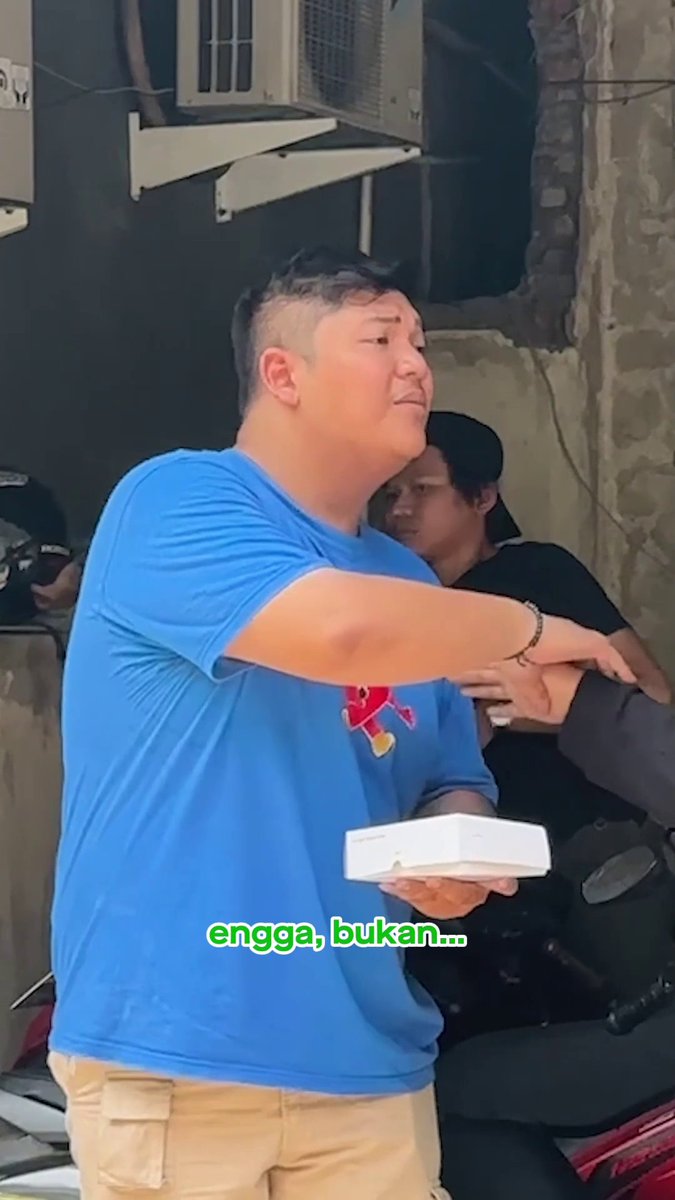 Lagi nunggu GoRide malah dijadiin bahan bersyukur🙏🏻 Tonton deh videonya di bawah, gaes~ Ada kode promo biar kamu LEBIH HEMAT!