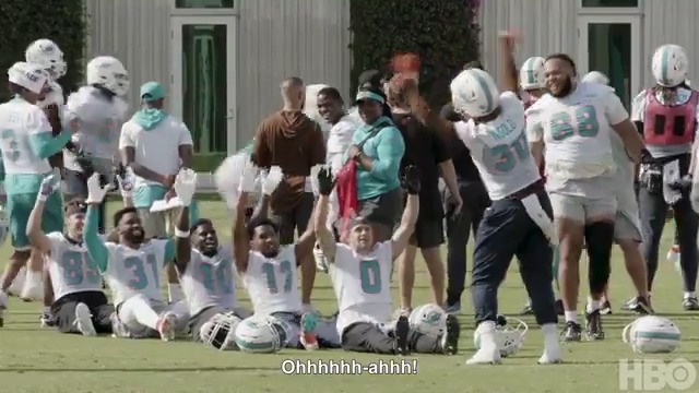 Love it when a good celebration comes together 😅🎢 Ty Hill #HardKnocks with the Miami Dolphins Tuesdays 9pm ET on @StreamOnMax