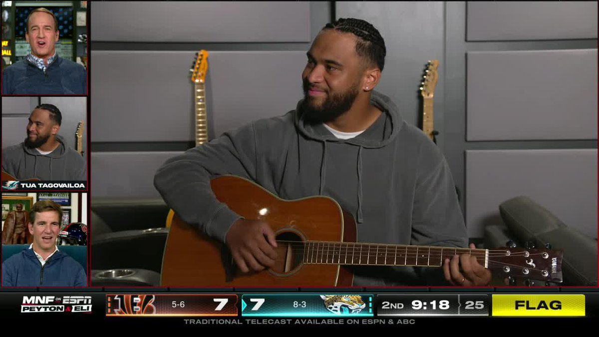 . Tua. T 🇦🇸 started playing guitar on the ManningCast 😮