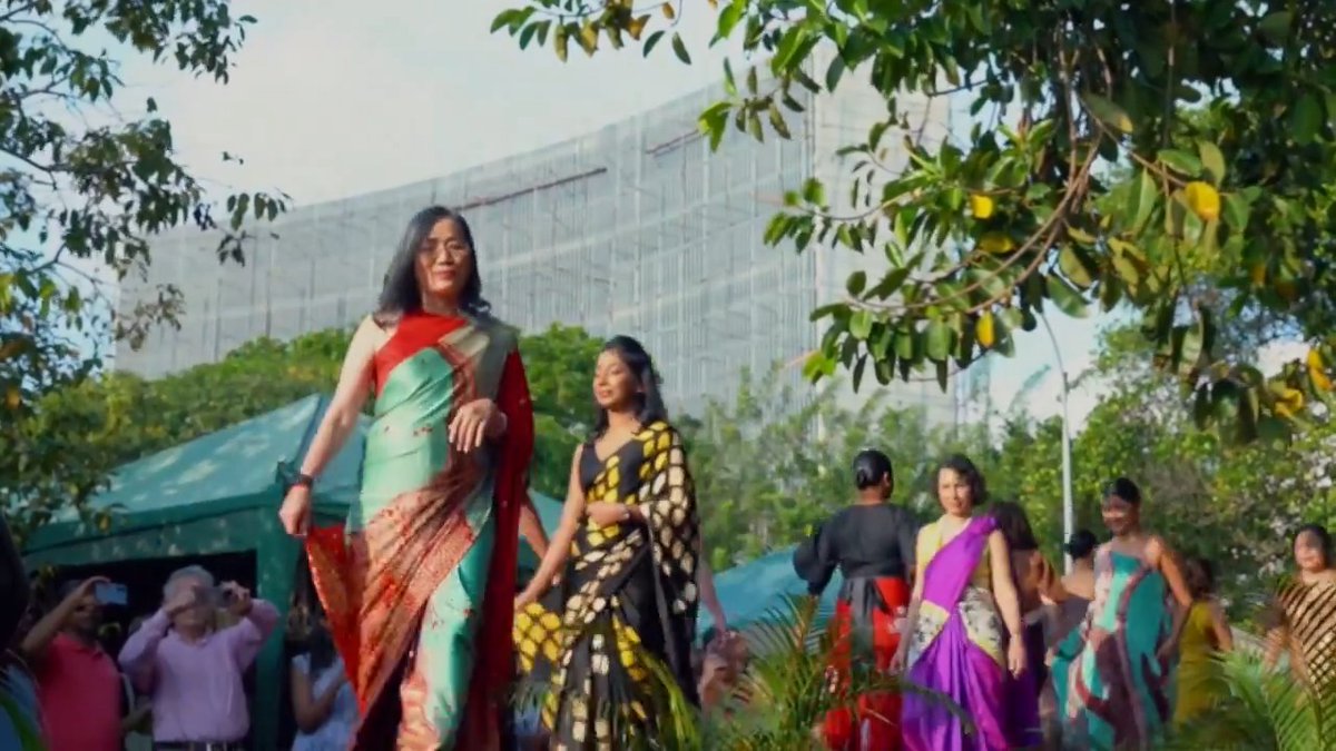 Colombo hosted the 'International Bazaar & Cultural Extravaganza,' featuring a diverse cultural lineup, including a fashion show with foreign diplomats' active participation 👏👏👌 MFA SriLanka 🇱🇰 Sri Lanka Foreign Service Association Australia in Sri Lanka U.S. Ambassador to Sri Lanka India in Sri Lanka #DiplomacyLK #LKA #SriLanka