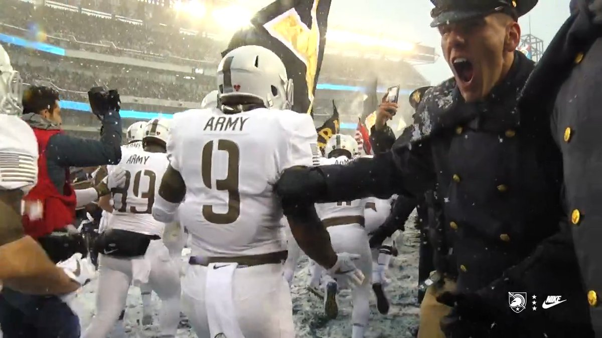 Is it Saturday yet? 😤 #GoArmy x #BEATnavy!