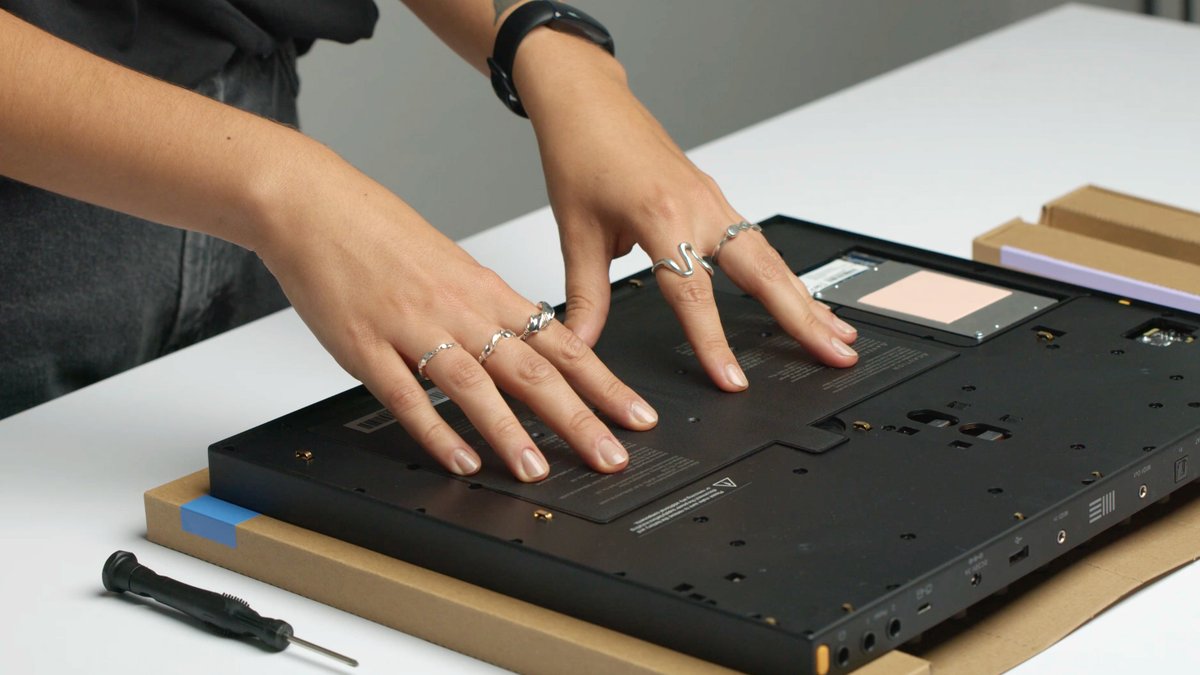 Turn your Push 3 into a standalone instrument in 30 minutes with the new Upgrade Kit – and step away from your computer, into a more focused creative headspace. Learn more: