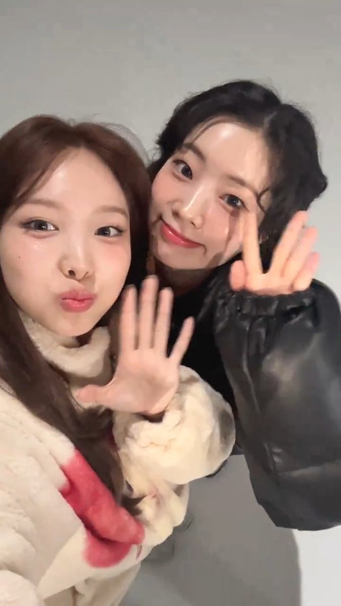 CRY FOR ME (Eng Ver.) but make it as cute as possible💛 🐰🍫#CRYFORME (English Ver.) Challenge with #NAYEON #DAHYUN 🎵 Listen "THE REMIXES” #TWICE #트와이스 #REMIX #THEREMIXES