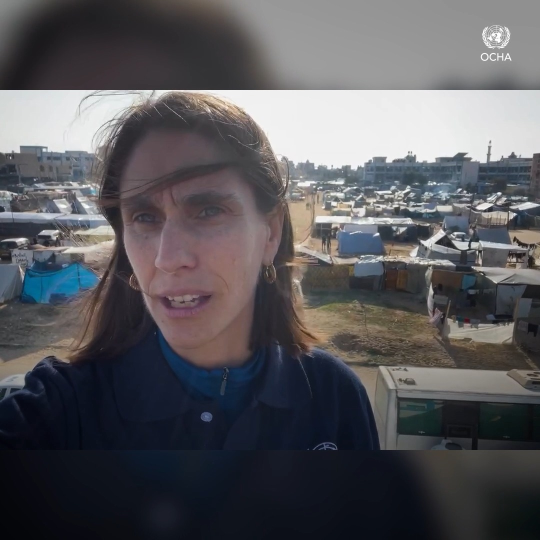 The war in #Gaza has been ongoing for two unbearable months, inflicting appalling human suffering. “People have nothing. It has to end now,” stresses Gemma Connell, from our team on the ground. “We are doing everything we can, but it is so far from enough.” 🔊 Hear more ⬇️