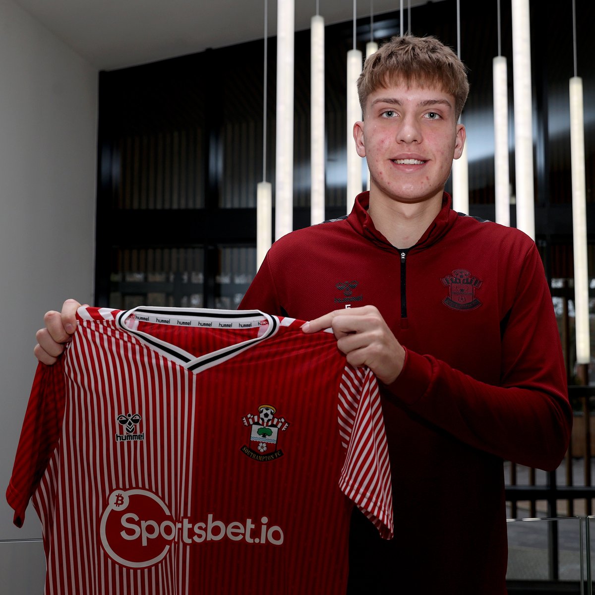 "Something I've been striving towards." 💪 #SaintsFCU21s defender Will Armitage has signed a new deal until 2026: