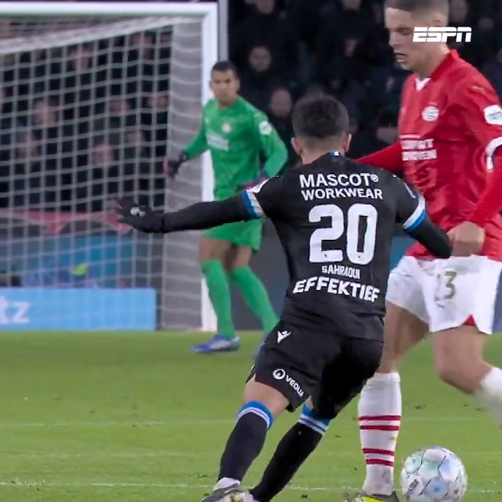 Osame Sahraoui 😳🔥 #psvhee