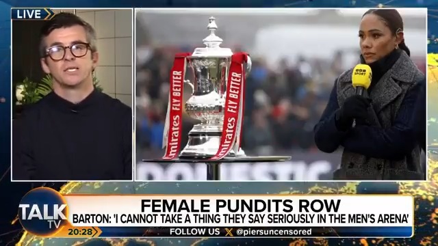 "You can't be there to fit this woke agenda." Joey Barton doubles down on his view that women shouldn't commentate on men's football on Piers Morgan Uncensored. Joey Barton 🇬🇧 | Piers Morgan | Talk | #PMU