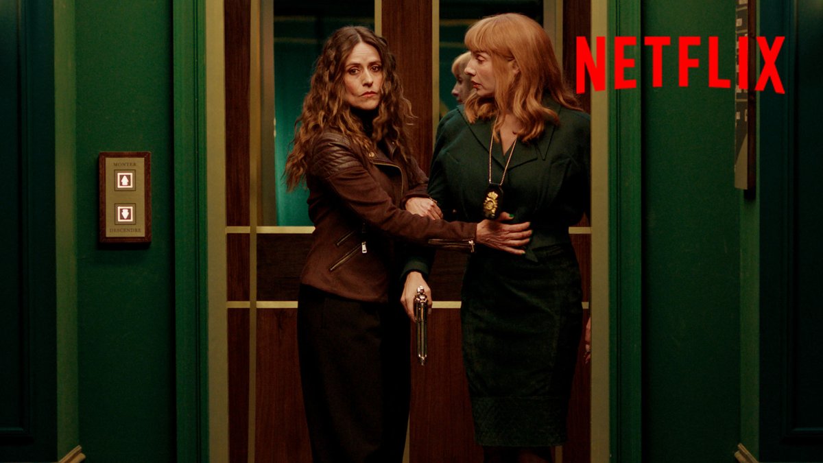 ¿De qué hablarías en este ascensor? BERLÍN, del universo de La casa de papel, llega a Netflix el 29 de diciembre. #BERLINnetflix What would you talk about in this elevator? #BERLINnetflix