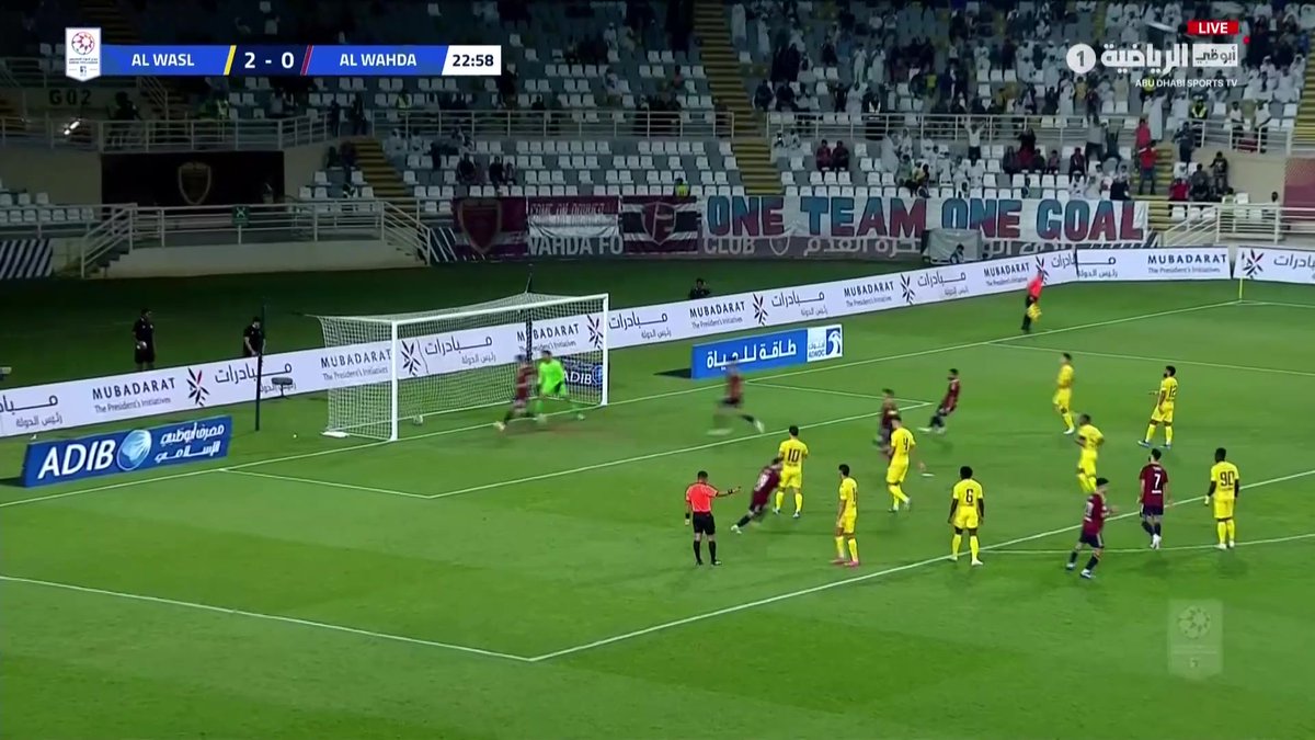 بالمناسبة: أي لاعب ينفذ ركلة الجزاء بهالطريقة وفريقه متأخر بالنتيجة اعتبره عديم مسؤولية، حتى ولو سجلها