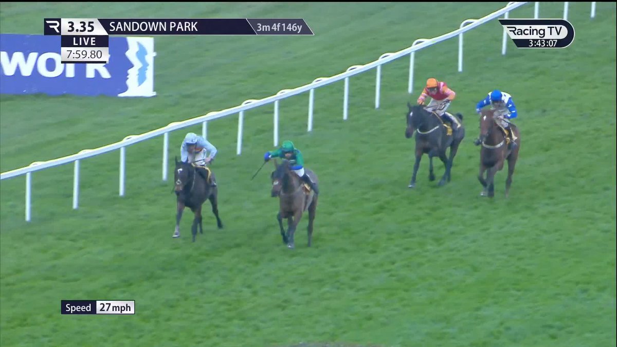 Stout stayer Truckers Lodge outstays the valiant Beauport in a cracking renewal of the Betfair Exchange London National Sandown Park 🏇 Paul Nicholls OBE | freddie gingell