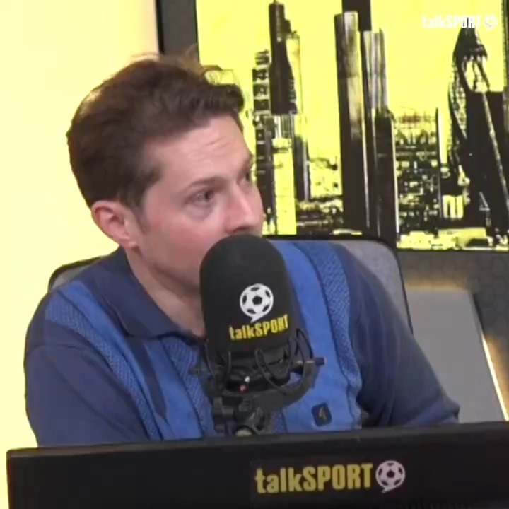 👀 "Why is nobody talking about the fact that Højlund has not scored a Premier League goal yet?" 😬 "He isn't even a threat!" Rory Jennings does not believe #MUFC Rasmus Højlund is the guy for the club