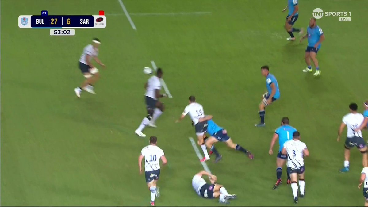 Red card for Vunipola 🔴 Saracens evening goes from bad to worse as Billy Vunipola is shown the red card after a clear out. #BULvSAR #InvestecChampionsCup