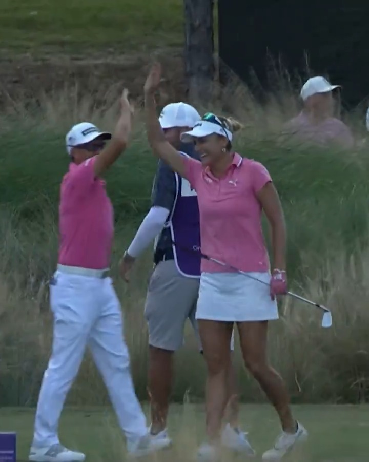 🚨 ACE FOR LEXI 🚨 Lexi Thompson and Rickie Fowler are now one back of the lead Grant Thornton Invitational!