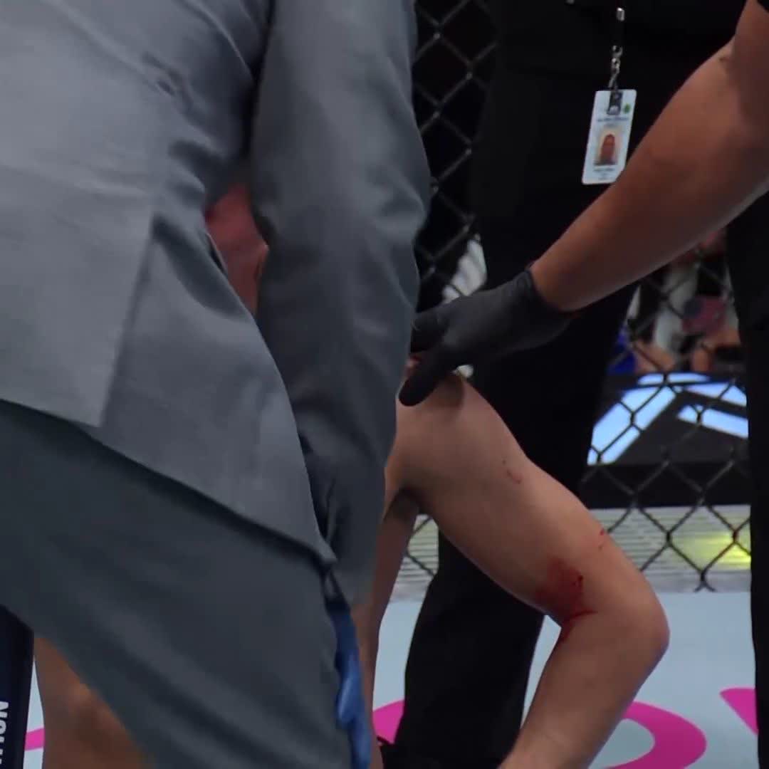 First UFC knockout for 平良達郎 💥 He finished Carlos Hernandez in the second round at #UFCVegas83