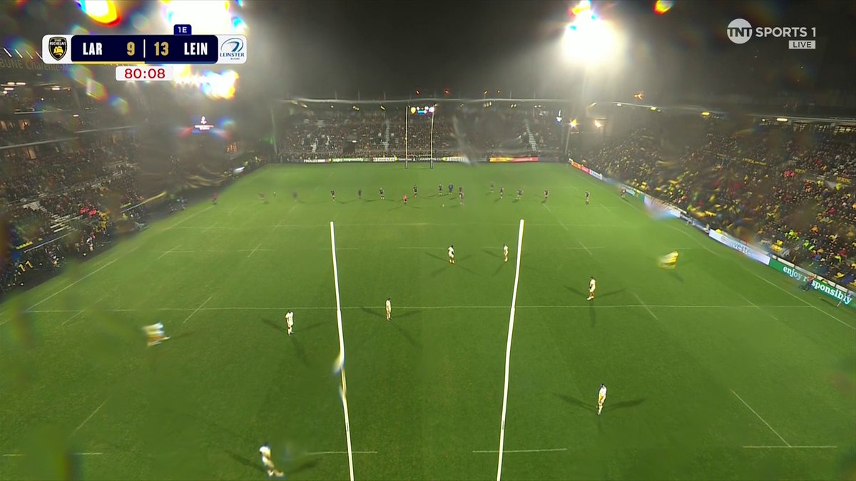 "That is an almighty kick! It's a monster!" 🤯 Ciaran Frawley slots an incredible 60m penalty to break Leinster Rugby's drought over Stade Rochelais in the #InvestecChampionsCup!