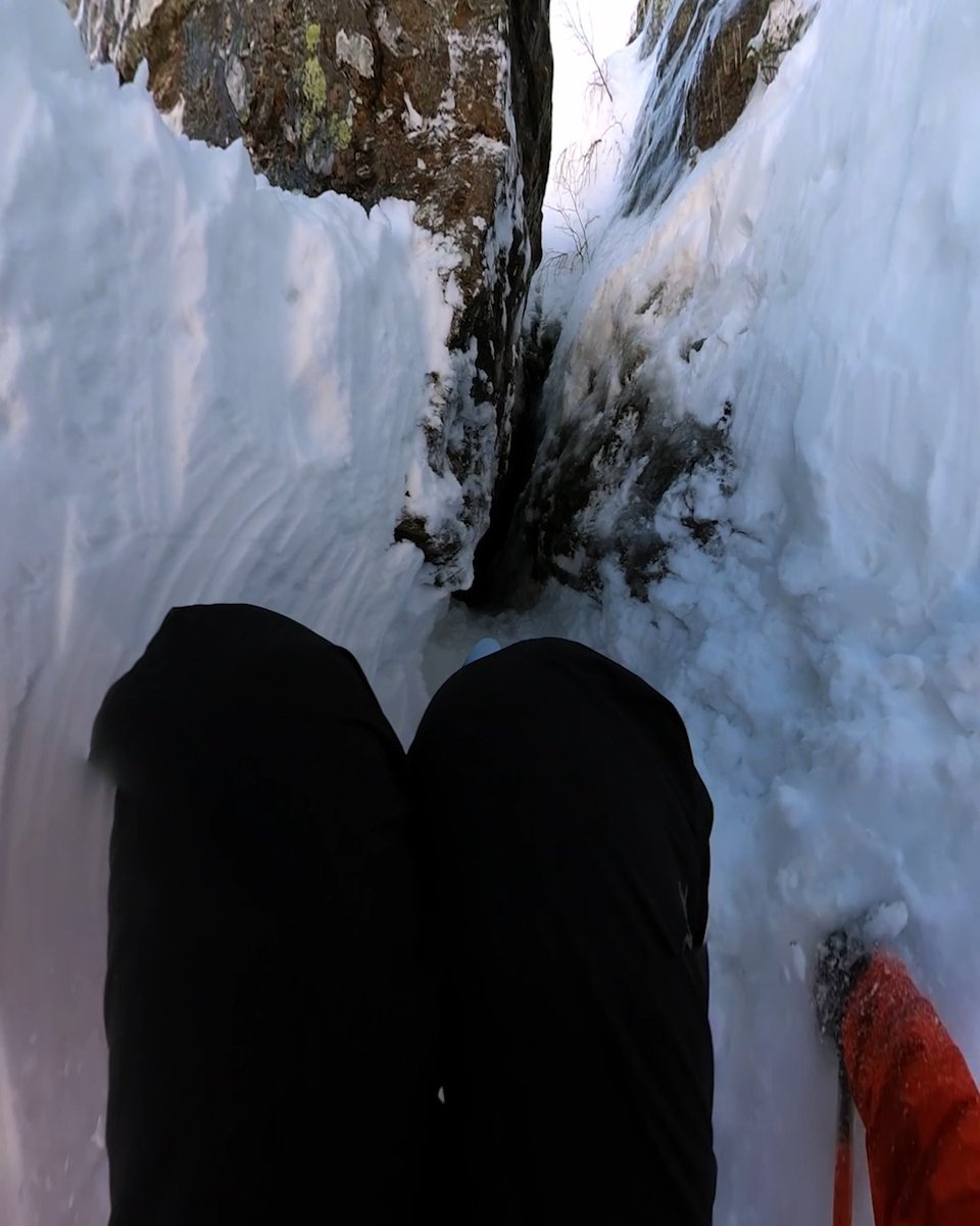 We hope you aren't claustrophobic 😎 GoPro Subscriber Mike Hayes earned $1,000 for his #GoProMAX submission to the Ultimate POV Challenge at #GoPro #GoProSnow #Skiing #POV #Ski #Claustrophobic #Vermont