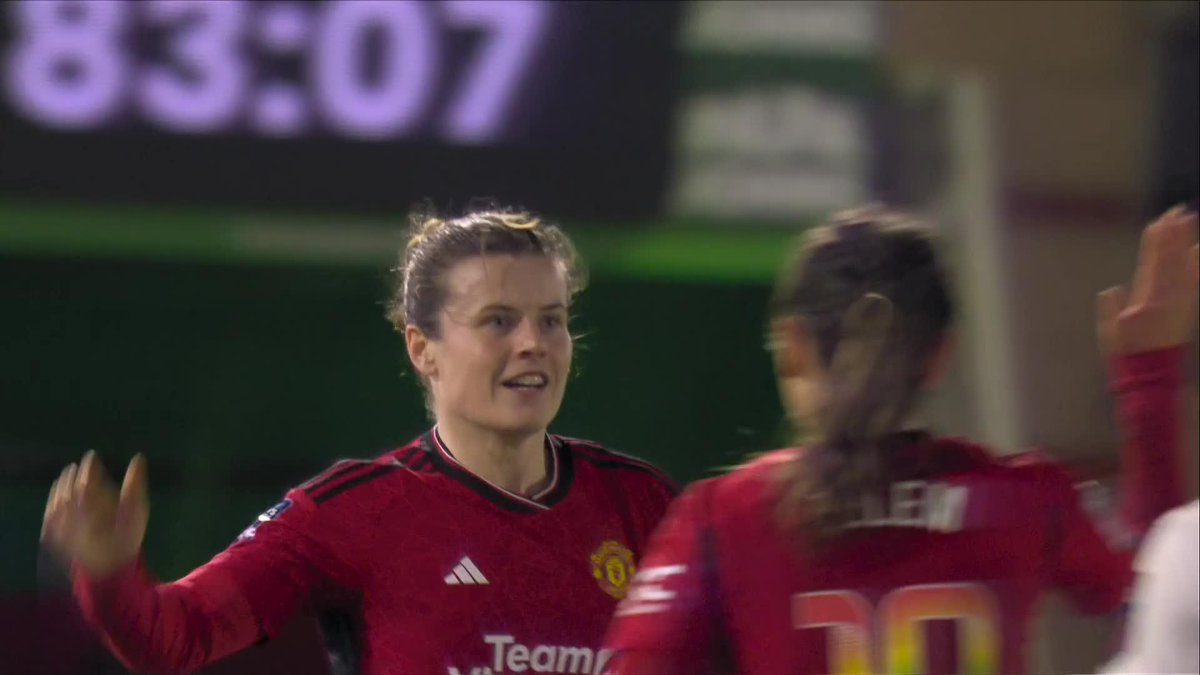 Hayley Ladd only scores beautiful goals! 🤩 #BarclaysWSL Manchester United Women