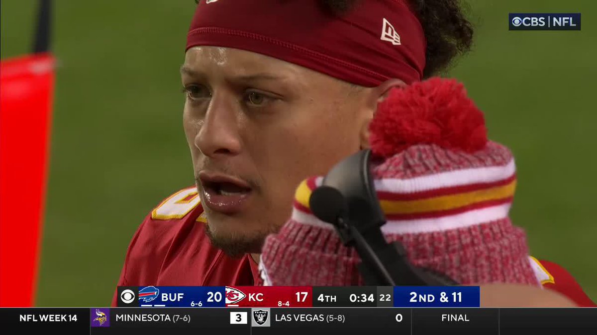 Patrick Mahomes HEATED on the sidelines during the Chiefs loss 😳 (via NFL on CBS 🏈)