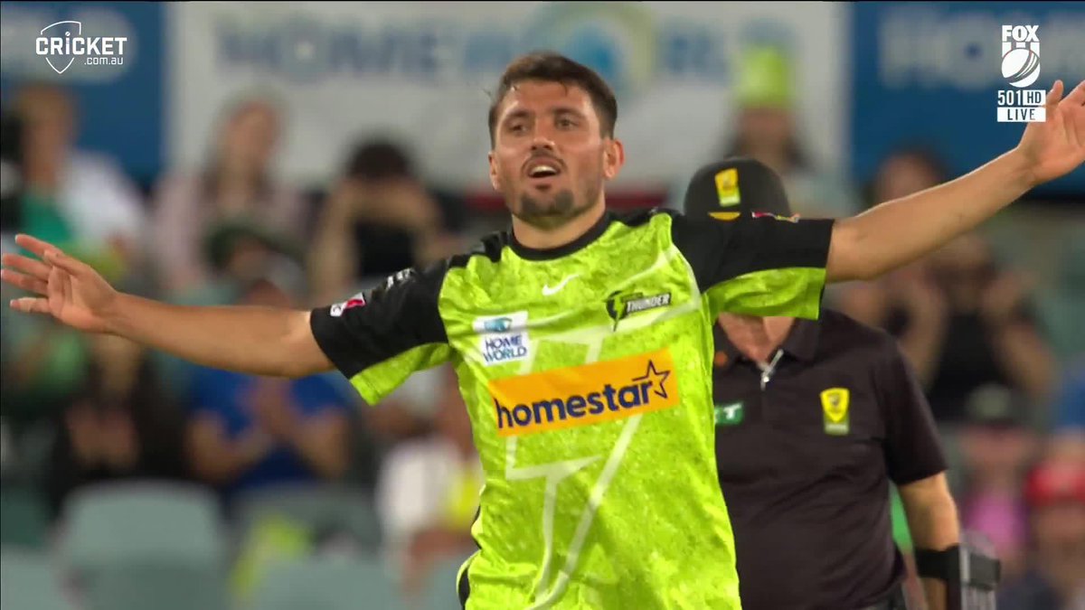 Bowled him 🎯 Zaman Khan with a cracking yorker to dismiss Sam Billings! #BBL13