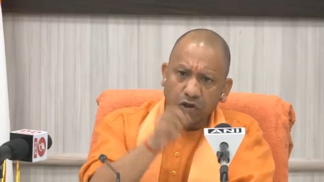 यह जो 'मोदी की गारंटी' वैन है, वह सुरक्षा की, समृद्धि की और खुशहाली की गारंटी देने के लिए आई है...