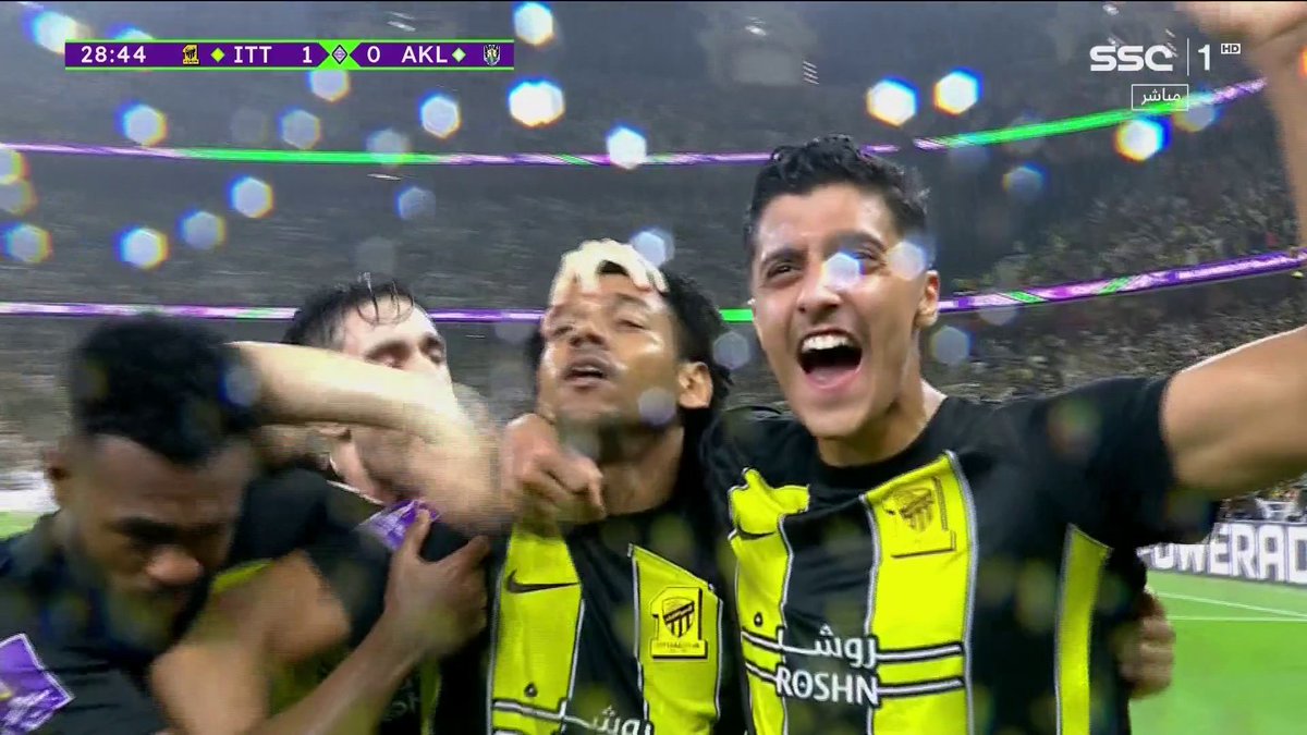 ليلة خالدة في الجوهرة يا عميد 🖤💛 #الاتحاد