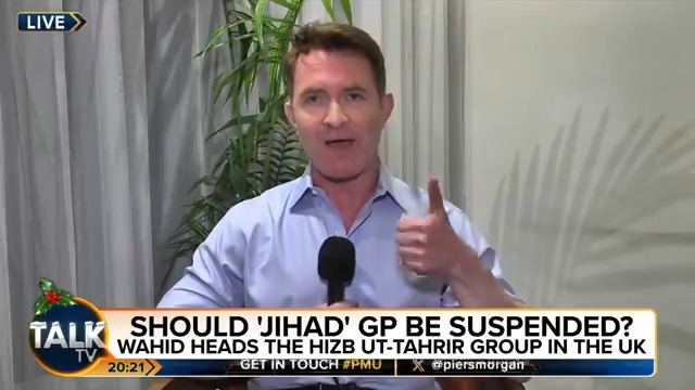 "I think people like that should leave, we have no need of them." Douglas Murray responds to Piers Morgan's interview with Abdul Wahid, the NHS GP who leads an Islamic extremist group. Douglas Murray | Piers Morgan | Talk | #PMU