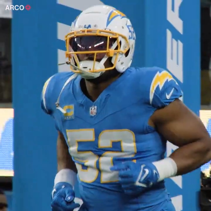 repost to run it up for ur nfl sack leader #ProBowlVote + Khalil Mack