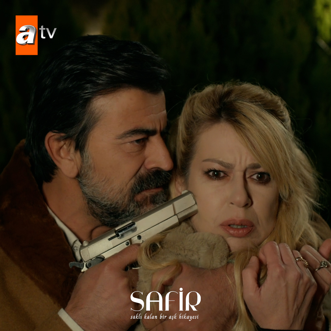 “Seni asla affetmeyeceğim!” #Safir ‘Saklı Kalan Bir Aşk Hikayesi’ yeni bölümüyle Pazartesi 20.00’de #atv’de. 💠 atv