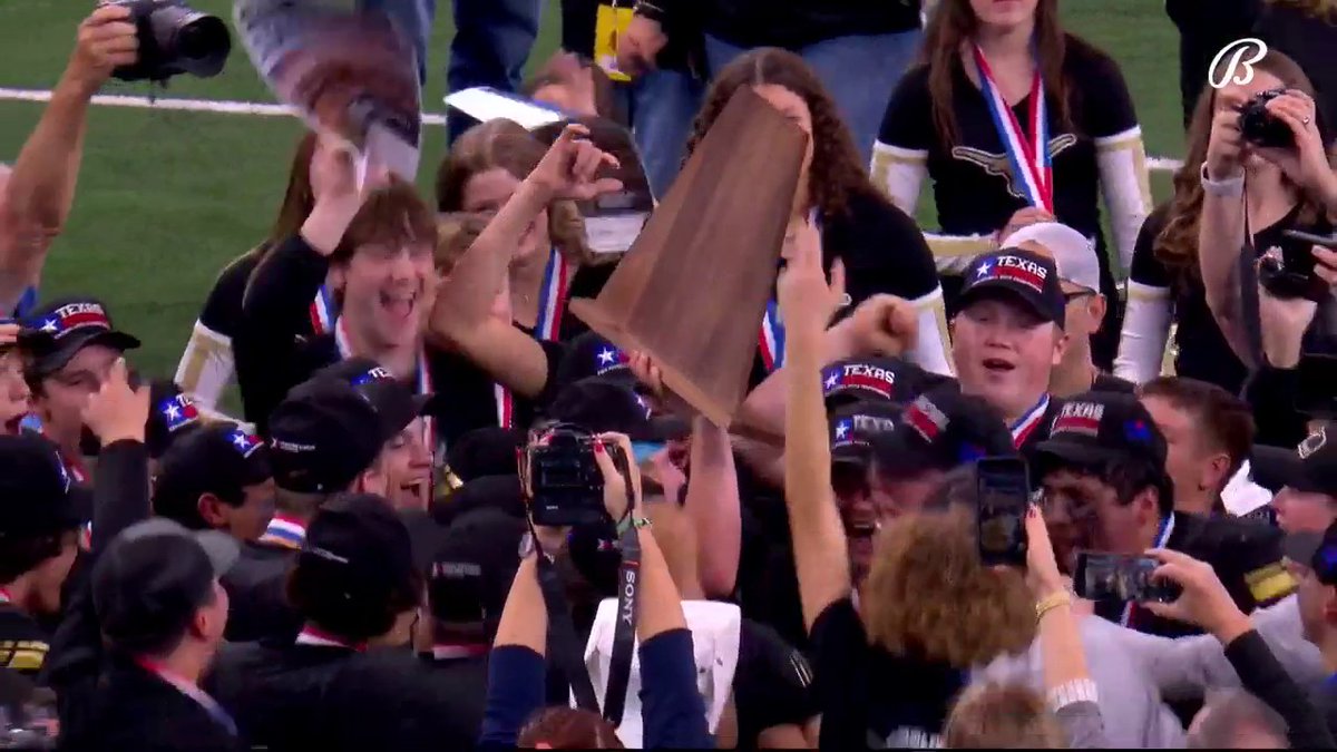 Congratulations to the Gordon Longhorns on their championship win! Watch here for the trophy presentation! Jack in the Box | #UILState | Bally Sports is now FanDuel Sports Network | Texas UIL