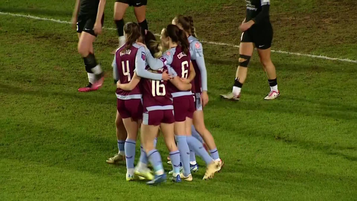 Smart header from the skipper! #ContiCup Aston Villa Women Rachel Corsie