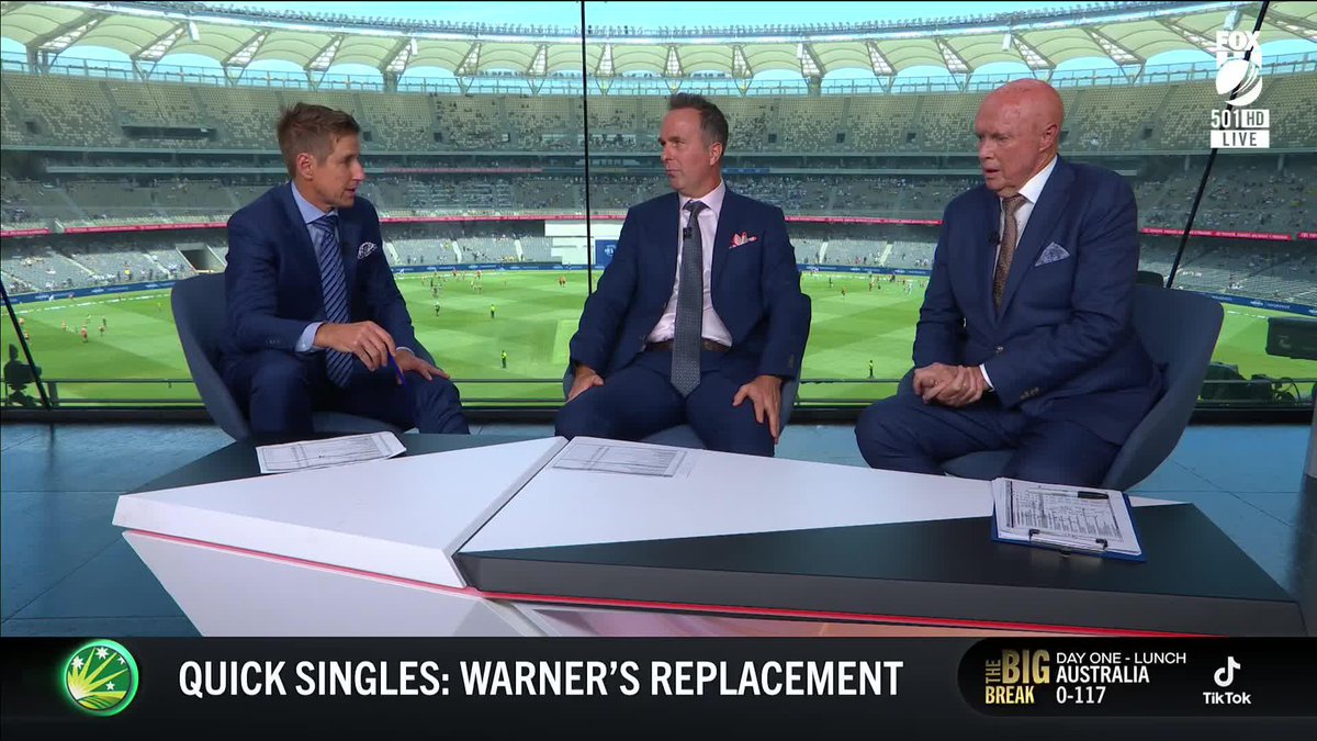 Skull is in fine form as always 🤣💀 📺 Catch every ball of #AUSvPAK: ✍ BLOG: 🔢 MATCH CENTRE: