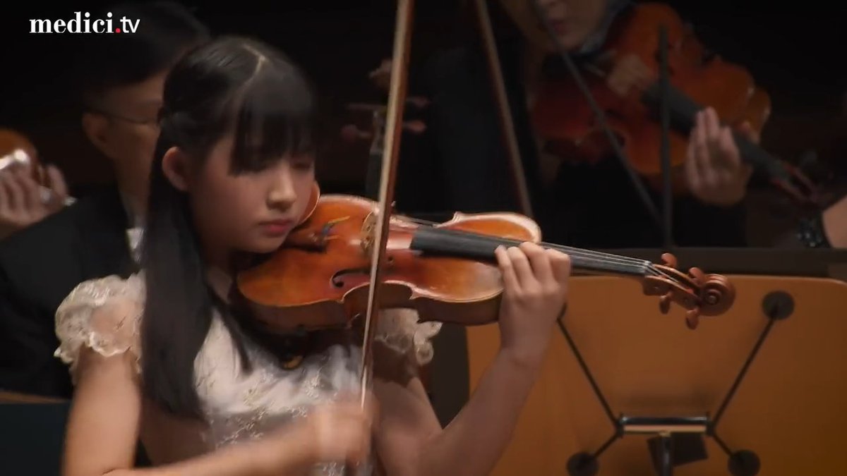 16 yaşındaki ödüllü Singapurlu kemacı Chloe Chua’dan Vivaldi Mevsimler’den bir bölüm dinleyelim. Singapur Senfoni Orkestrası eşliğinde. 🎶 #medicitv