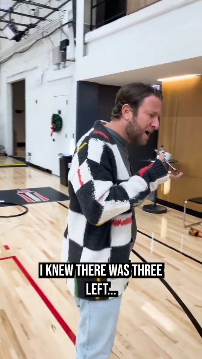 Yesterday on Mintzy spoiled the final 3 of Surviving Barstool on Wake Up Mintzy after I couldn’t have been more clear his show couldn’t come back without a tape delay. Turns out the entire Chicago office knew last week there was no tape delay.