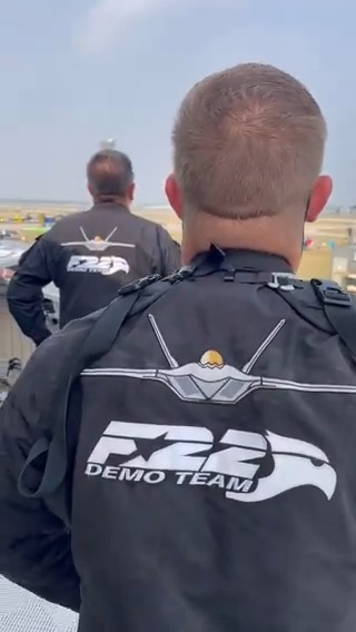 #OSH24 News! We’ve gotten a 👍 from a handful of military and jet demonstration teams who have added EAA AirVenture Oshkosh 2024 to their performance schedules. We have commitments from the F-16 Viper demo team, the F-35B demo team from the U.S. Marine Corps, the Polaris Ghost Squadron, and these guys-- the F-22 Demonstration Team Read more: Get your AirVenture '24 tickets at #aviationdaily #jet #aviation #avgeek #airshow #Oshkosh #AirVenture #F22