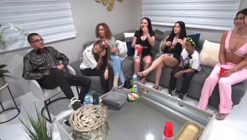 N3on VIOLATES Baby Alien’s OF female friends after they bring up Sam Frank 🤣