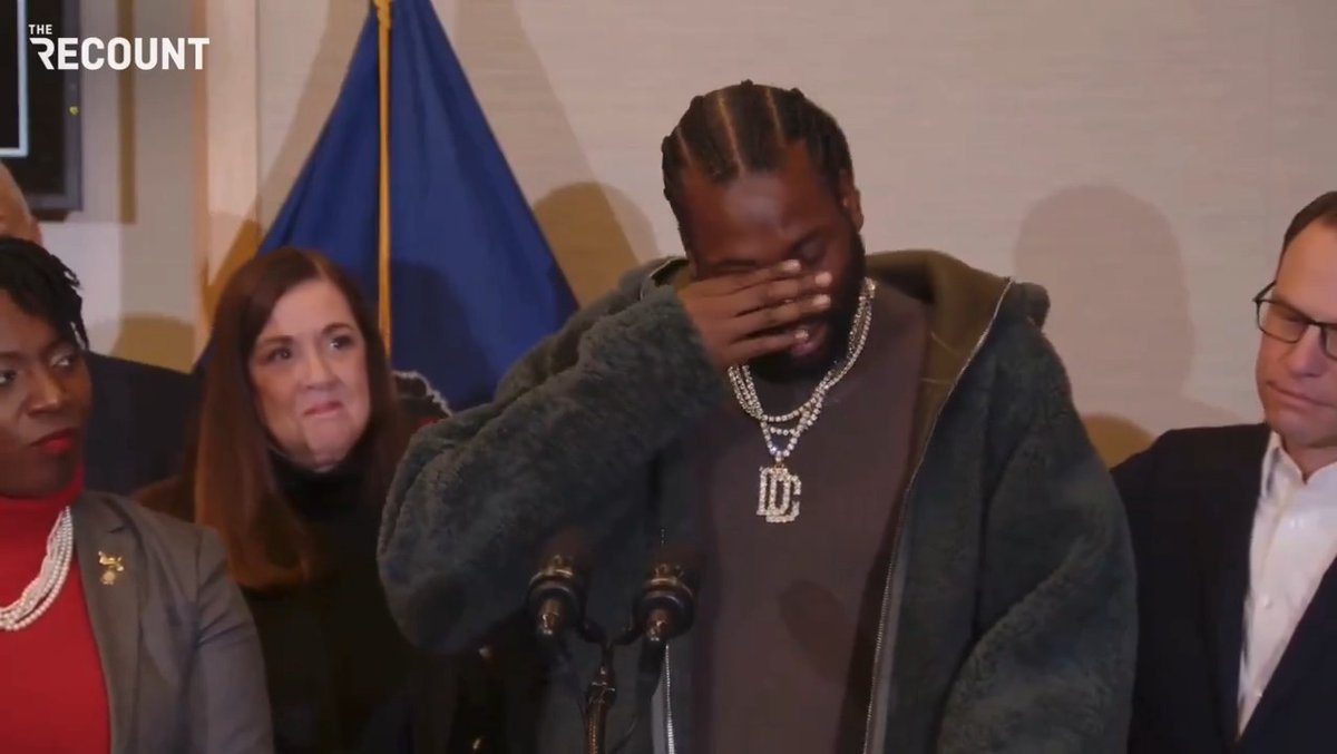Meek Mill reacts to a probation reform bill being passed in Philadelphia