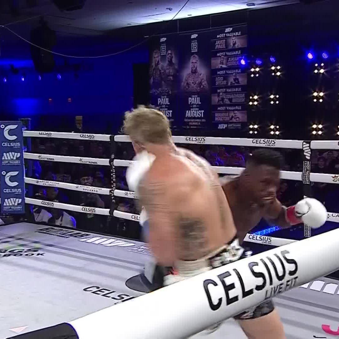 JAKE PAUL KO'S ANDRE AUGUST IN THE FIRST ROUND 😱 (via DAZN Boxing)